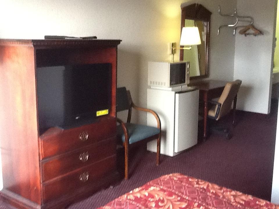Super 8 By Wyndham Kennett Motel Kültér fotó